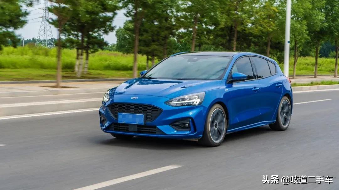 福克斯三缸发动机到底怎么样,福克斯1.5t三缸和嘉年华st发动机