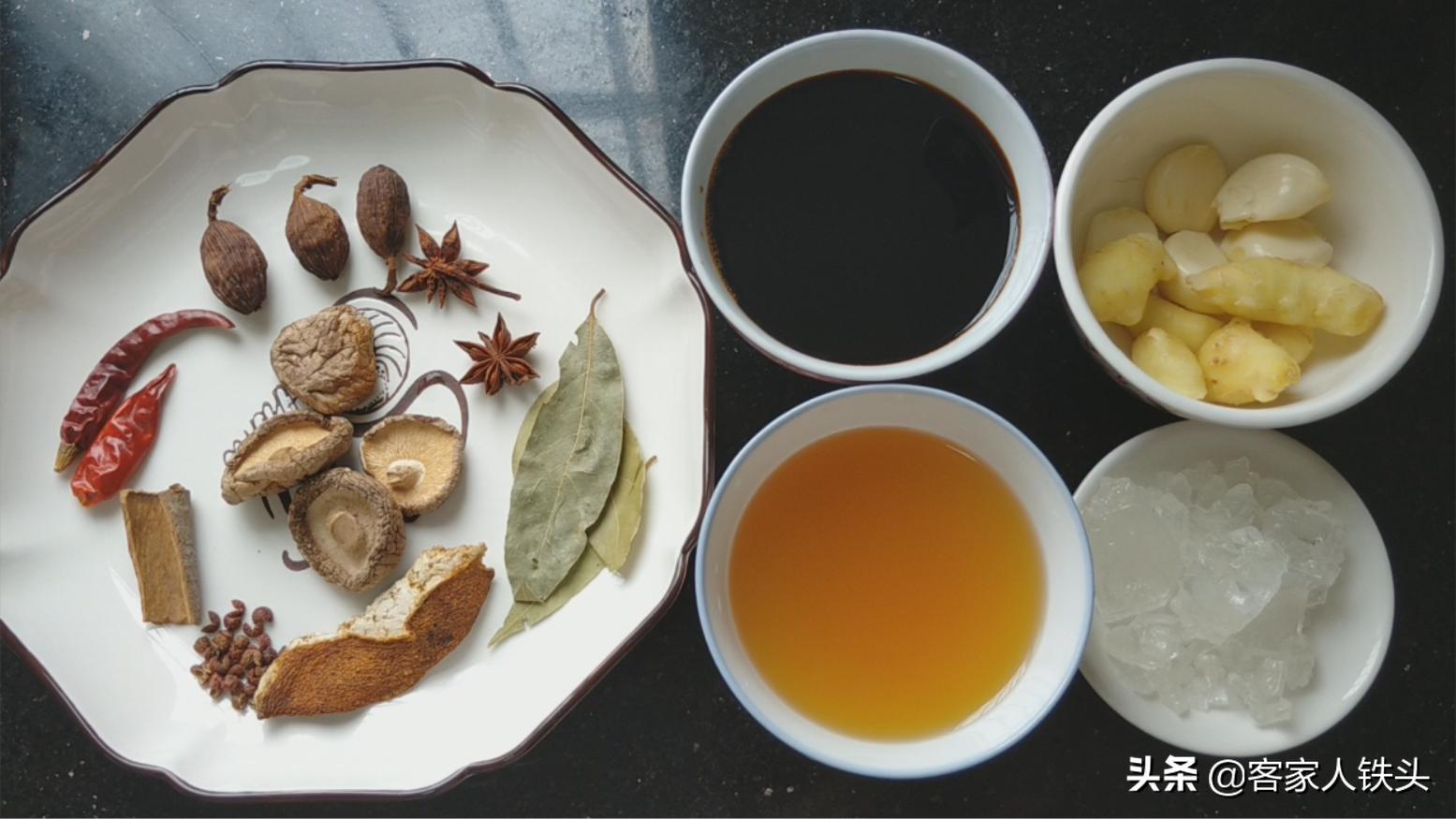 秘制咸香焖鸭肉,咸香煎鸭肉