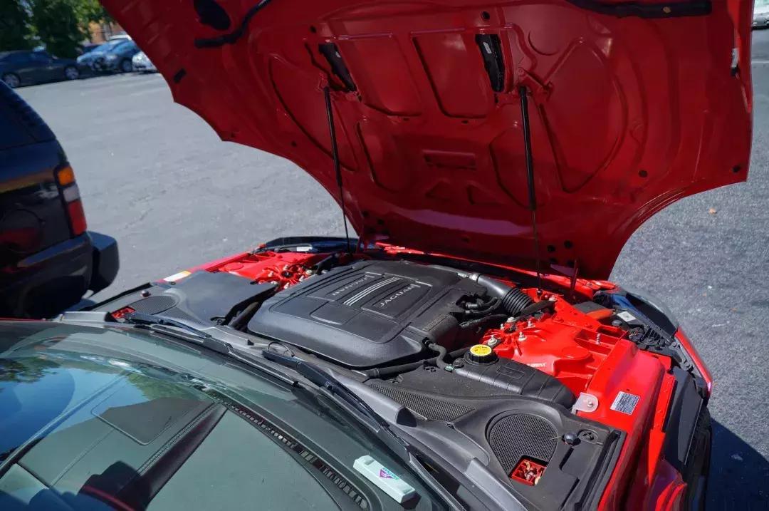 试驾捷豹ftype2021,捷豹f-type3.0t试驾