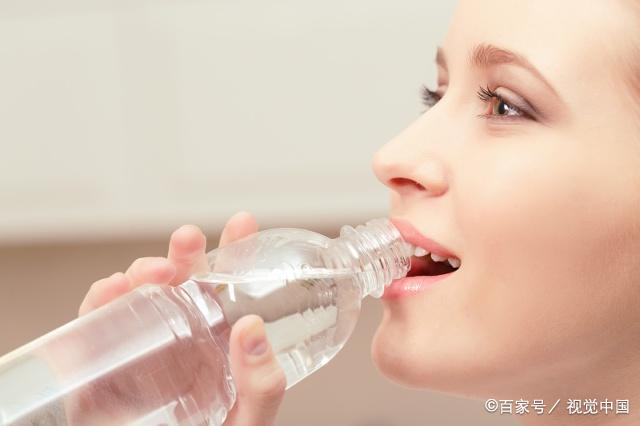 喝冰的啤酒和饮料会肾虚吗,喝冰镇饮料的危害动画