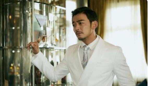 杨烁为什么这几年不红了,杨烁为什么突然不红了