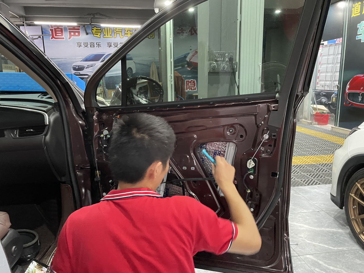 别克昂科威四门音响,别克昂科威音响功放