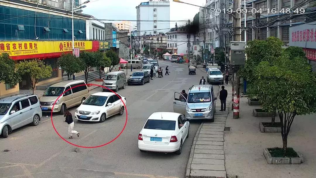 交通肇事逃逸致人死亡案件,云南曲靖交通肇事免于公诉案例