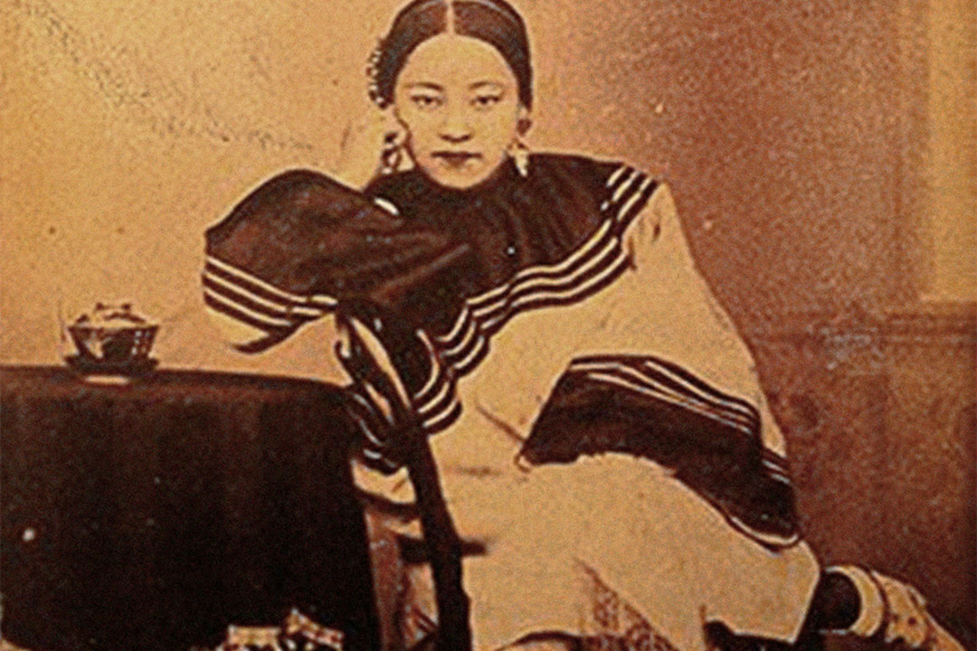 十八岁少女杀父弑母案,18岁少女杀父弑母案