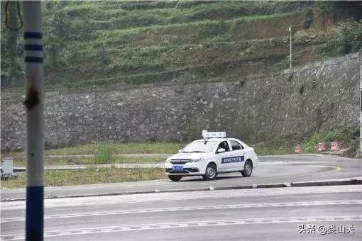 没学驾照可以上路吗,没学驾照可以退费吗