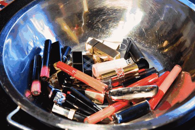 明星们出售闲置品的小黑幕,他们真的这么缺钱吗?