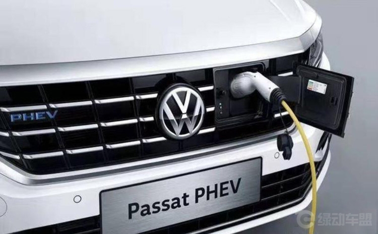 插电式混动和纯电动车有什么区别,纯电动车和插电混动车优缺点