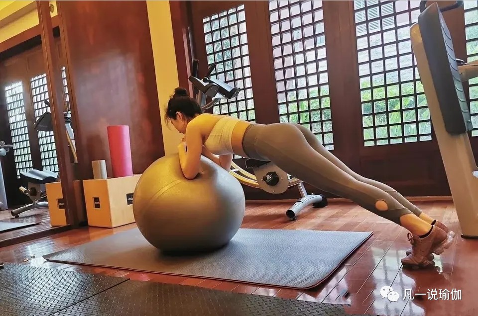 靠着墙倒立的方法,靠着墙倒立的秘诀是什么