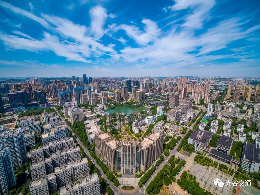 国庆期间,诚邀全国游客,免费乘“量子号”畅游美丽光谷