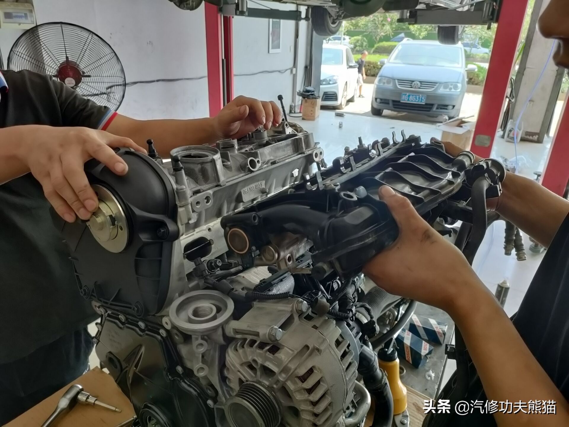 老途观发动机漏油维修,老途观涡轮增压器漏油维修多钱