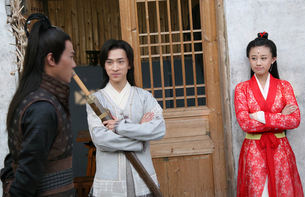 小李飞刀例无虚发，具体是打到人的哪个部位了？