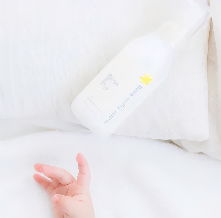儿童冷天润肤露哪款适合干皮,宝宝润肤露必备清单