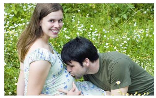 女孩升级当妈妈，这些地方在“变大”和“消失”，丈夫直呼受不了