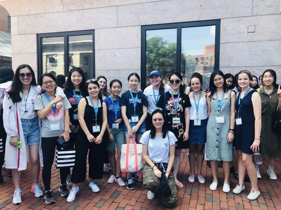 HFI学生故事十|罗心悦：情感与理智