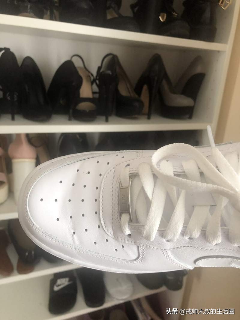 板鞋鞋面折痕黑印怎么去除,怎么去除鞋头褶皱妙招