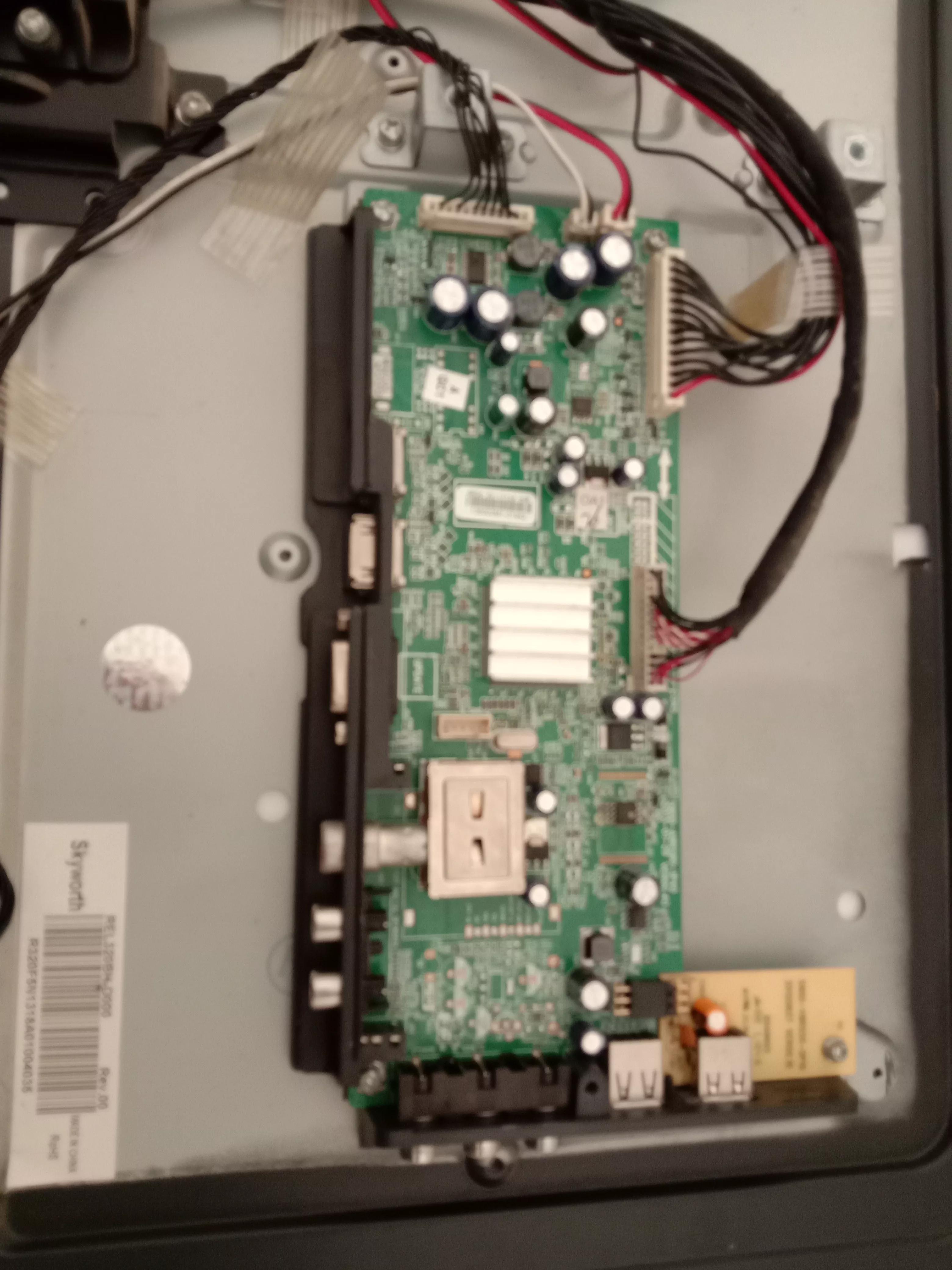 创维电视42e500e绿灯黑屏通病,创维32e550电视绿灯亮却黑屏