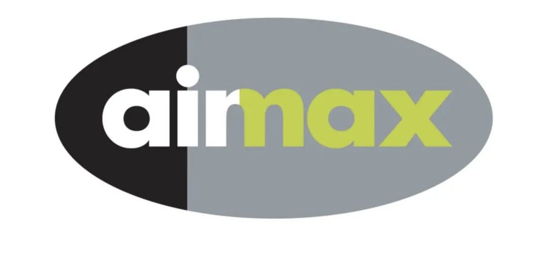 nike的40.5和41有多大区别,nike3个标志