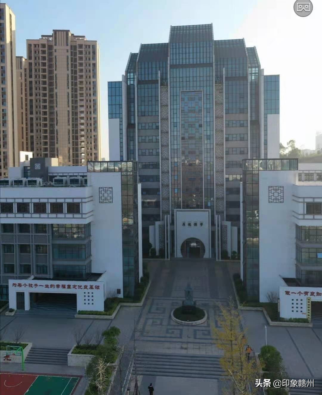 赣州市老城区有哪些中学,赣州中学属于哪个区