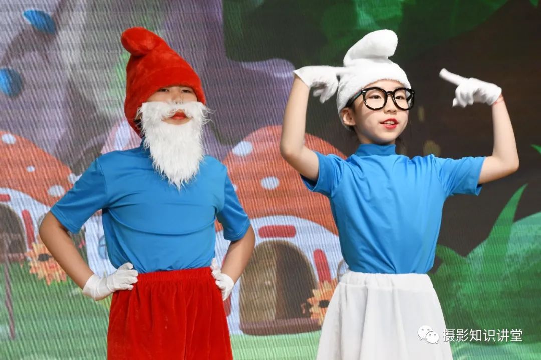 儿童摄影如何逗孩子拍入园照,儿童摄影周岁照拍摄技巧