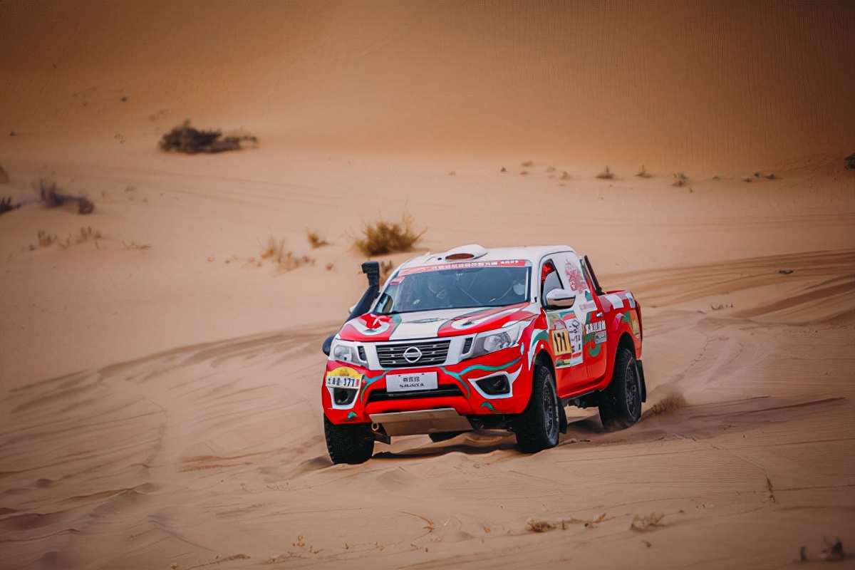 纳瓦拉皮卡哪个最好,纳瓦拉玩沙漠怎么样