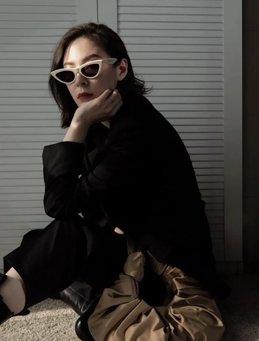 买了一大堆便宜包包,买了一个包回来发现包里有钱