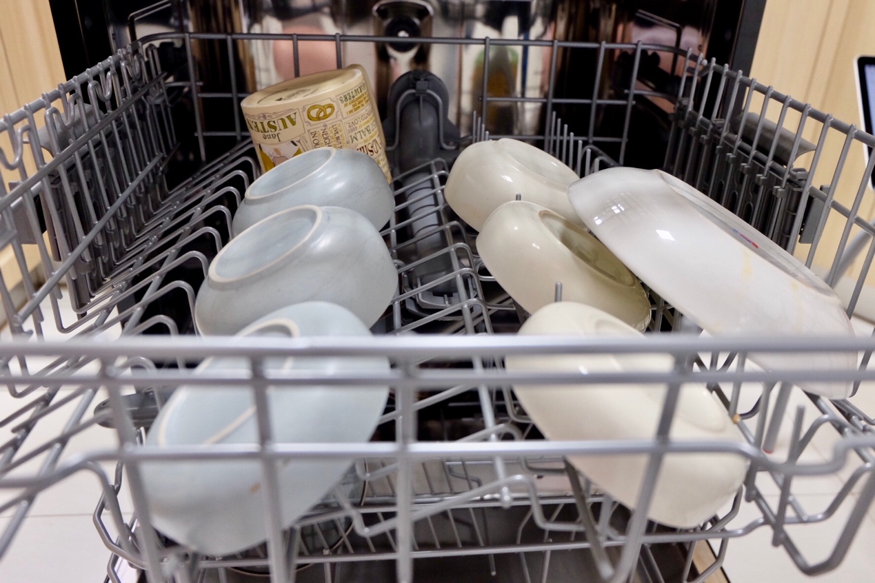 美的洗碗机与海尔洗碗机的对比,海尔洗碗机5000s测评