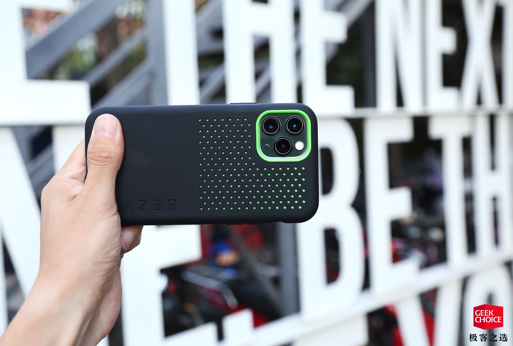 雷蛇iphonese手机壳,雷蛇推出辅助降温的手机壳