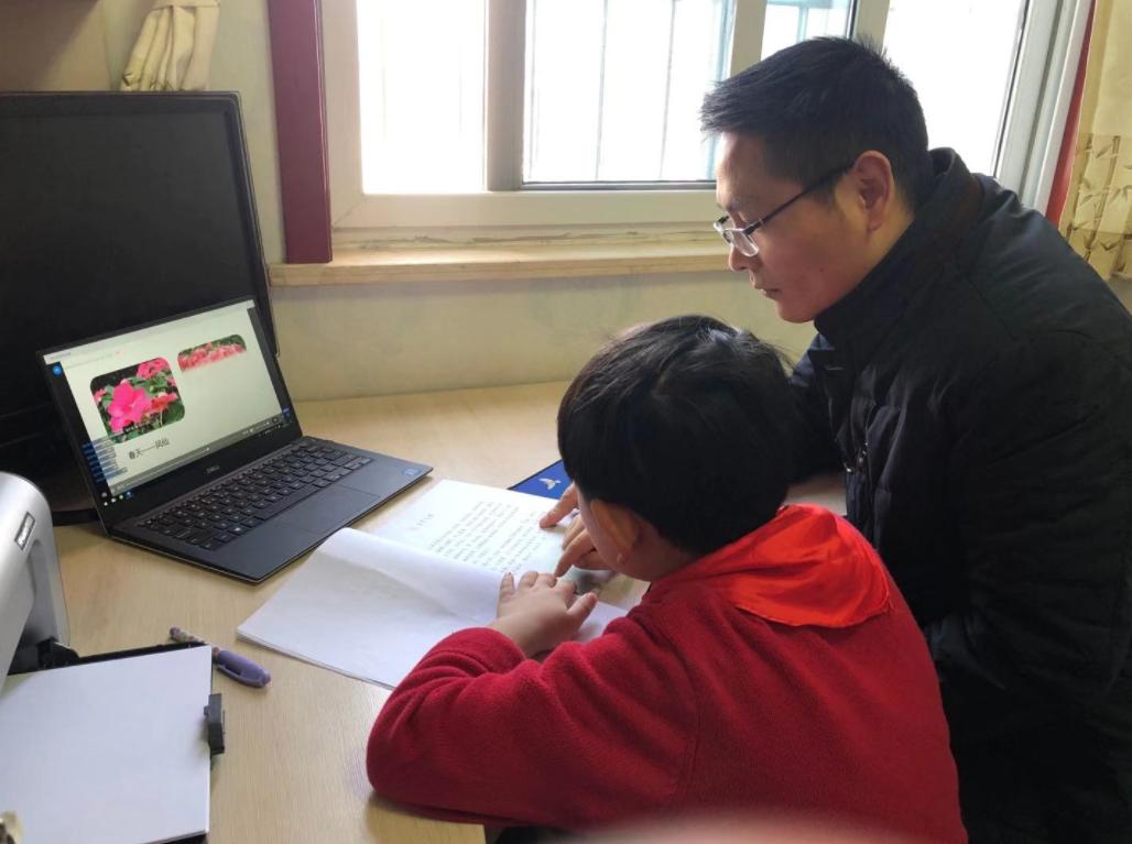 女教师训诫学生视频,女教师霸气处理校园霸凌