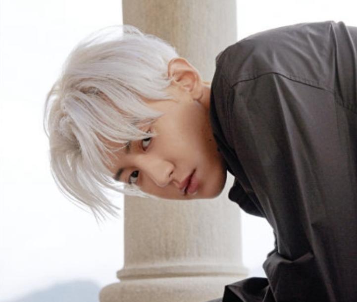 2019exo张艺兴朴灿烈,exo朴灿烈从后背抱住张艺兴