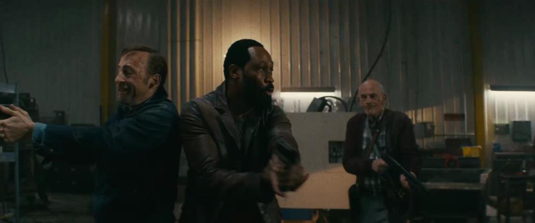 风骚律师秒变JohnWick，这部限制级动作片，不止连环暴头那么简单