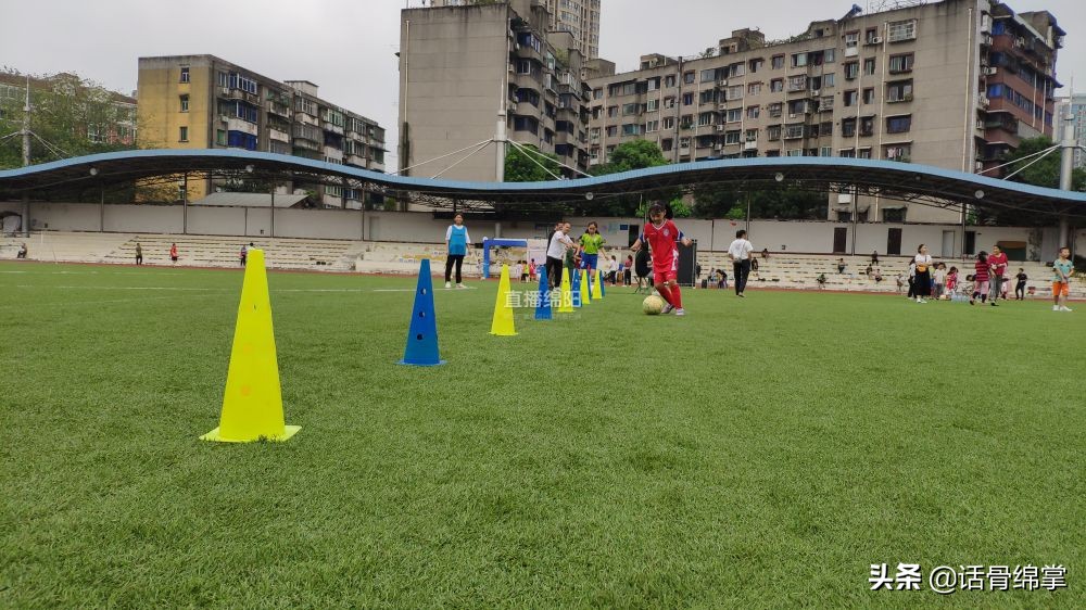 社区亲子运动赛,绵阳经开区小学生足球联赛