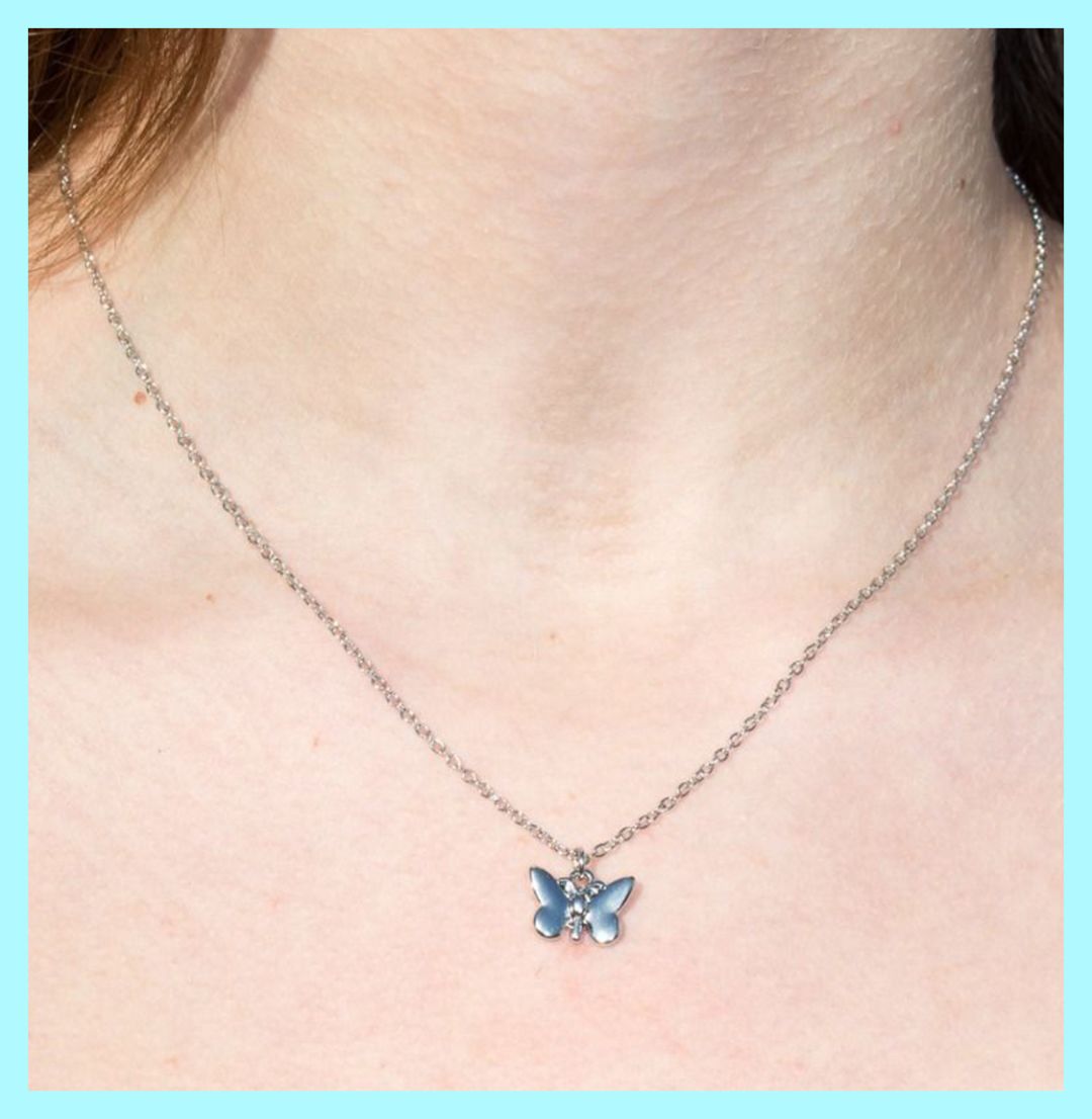 童年饰品金蝴蝶,童年土味发饰效果图