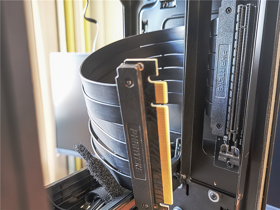 追风者217xe可以装几个硬盘,追风者pk217xe风道解析