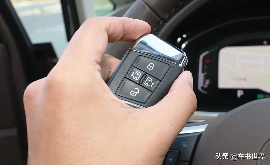 威然和夏朗比较选哪个更好,大众夏朗2017款怎么样