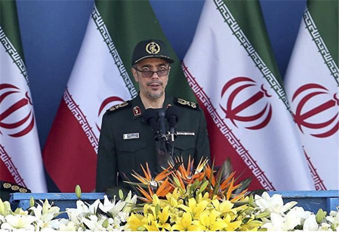 禁令撤销一年后,“伊朗会买哪国*器武**”答案终揭晓,果然不出所料