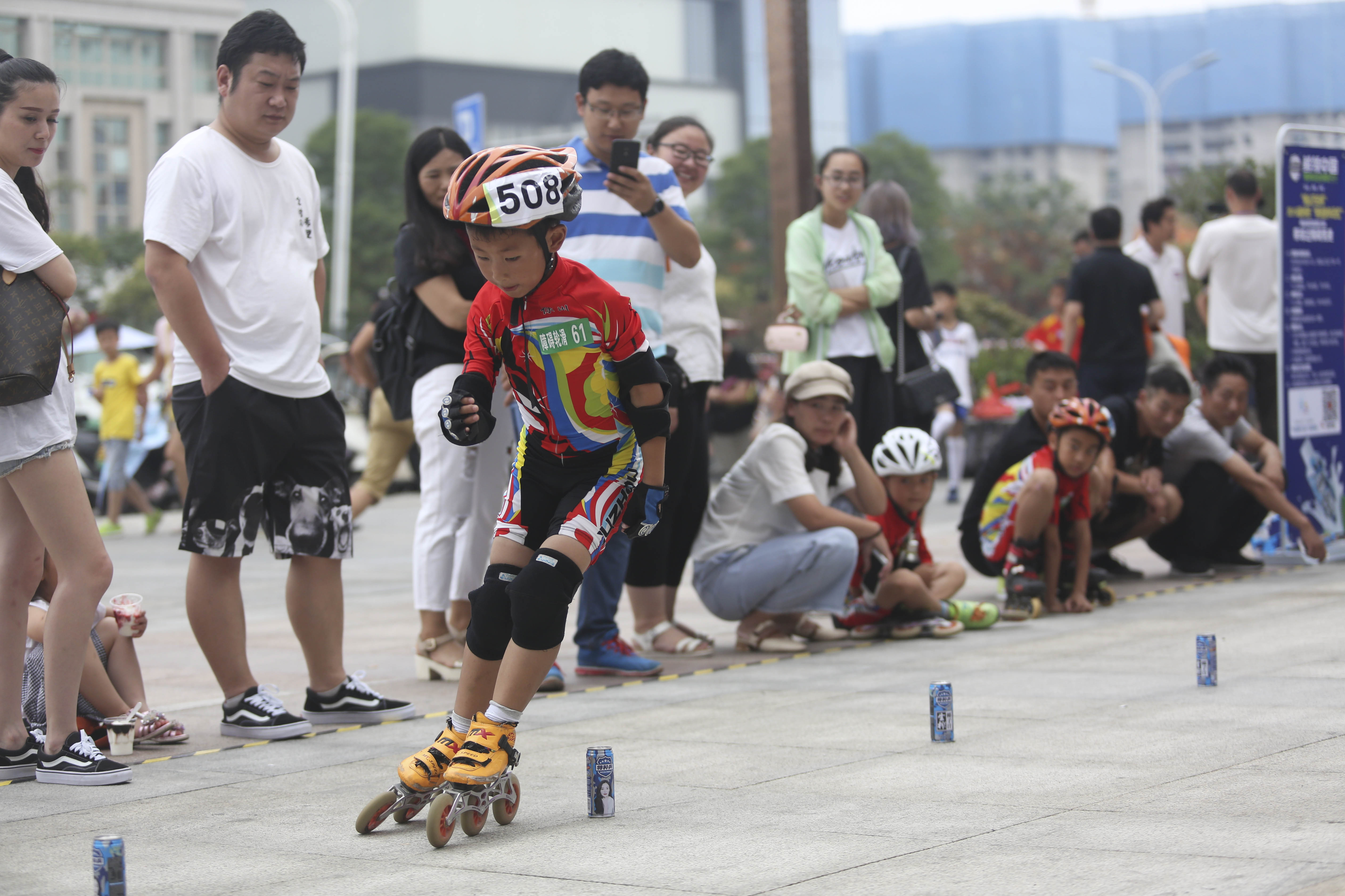 寰愬窞浼犵粺浣撹偛姣旇禌,寰愬窞浼犵粺浣撹偛姣旇禌瑙嗛
