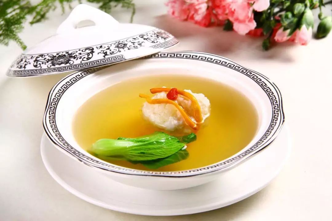 国宴都有哪些菜?你爱生牛肉自助,我独喜开水白菜