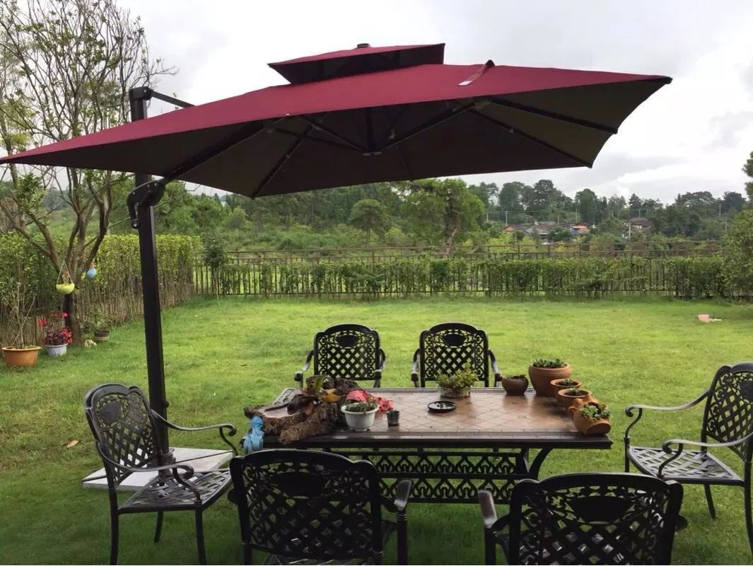 户外遮阳伞使用技巧图片,户外遮阳伞选择方式