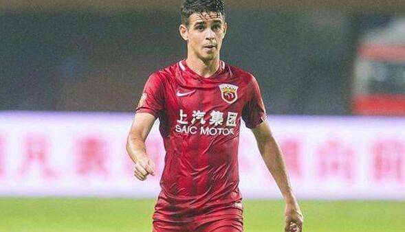 中超开赛至今遥遥无期，俱乐部工作人员收入锐减，球员却毫发无损