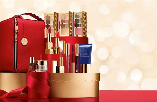 听说在圣诞节表明心意,男生会事半功倍,女生会原地撒狗粮?