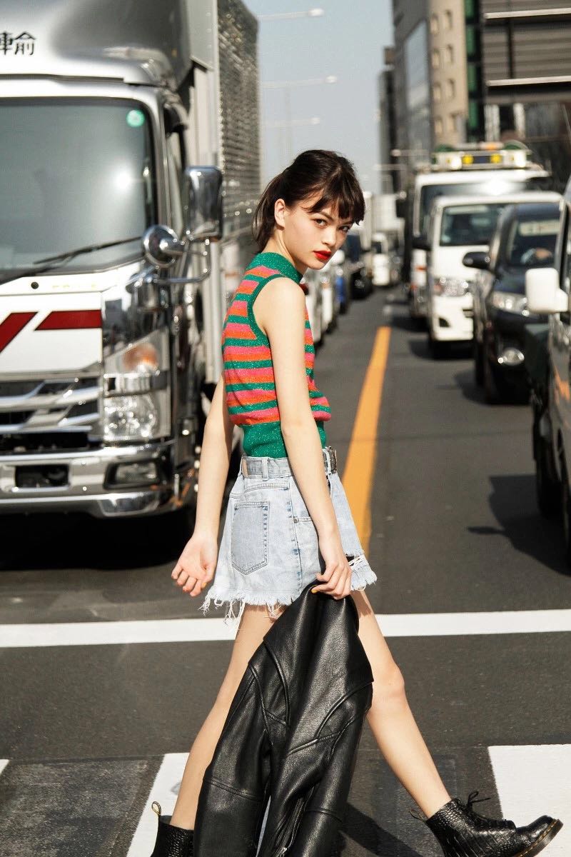 这个夏天，没一件条纹单品怎么行？4种颜色，你pick哪个