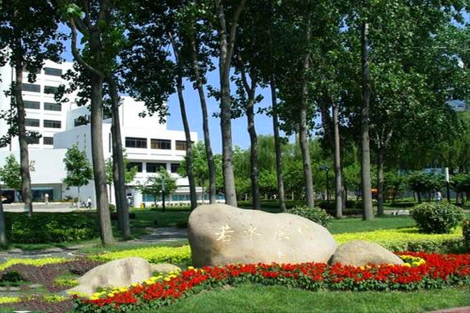 江苏在建的一座新校区，占地2248亩，预计2023年建成投用