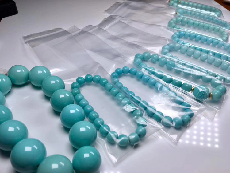 怎么挑选绿松石手串,随形绿松石手串搭配