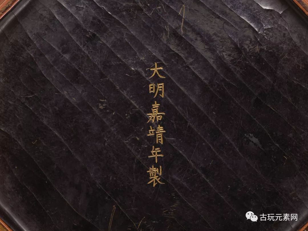 纽约苏富比总成交约1.2亿乾隆青白玉双鱼洗近2000万人民币成交