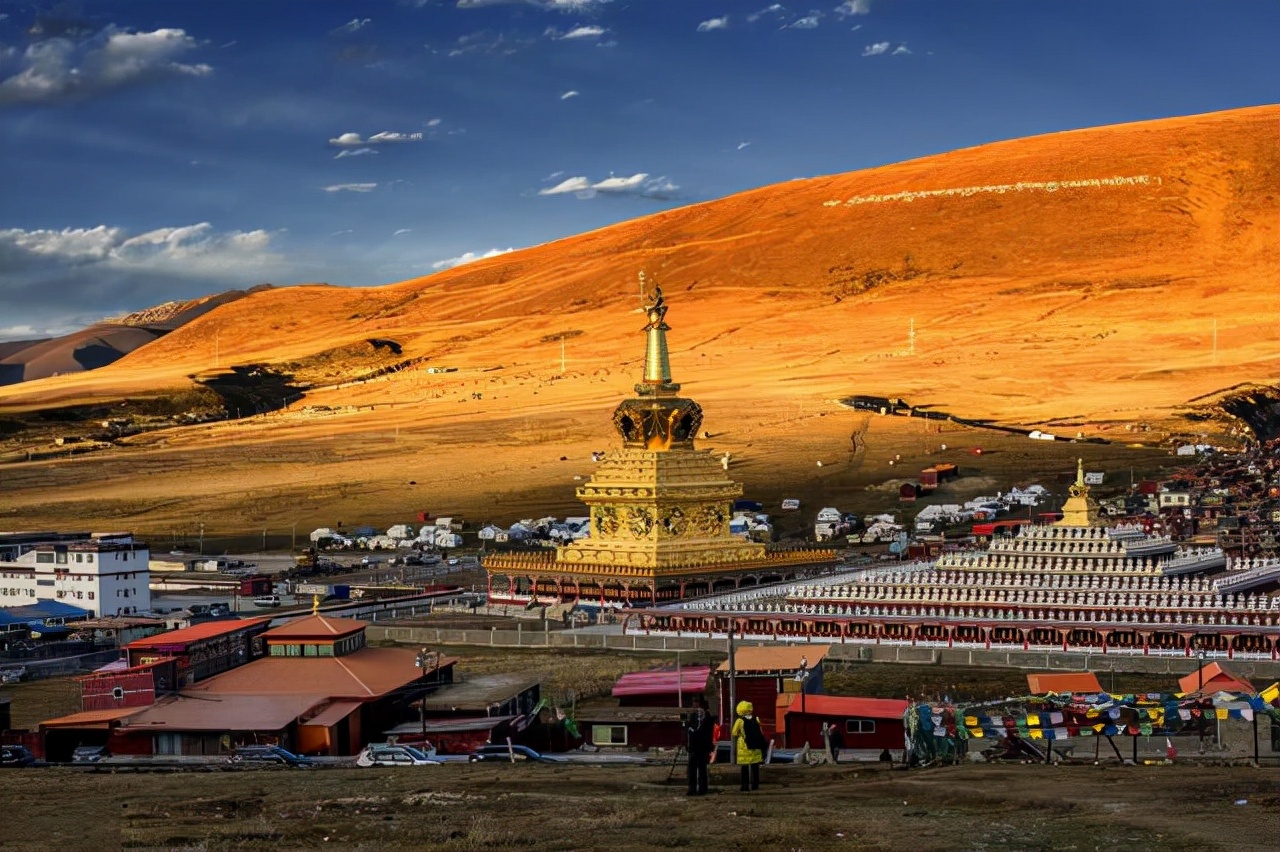 适合秋天自驾游的路线推荐一下,秋天皖南川藏线自驾游攻略