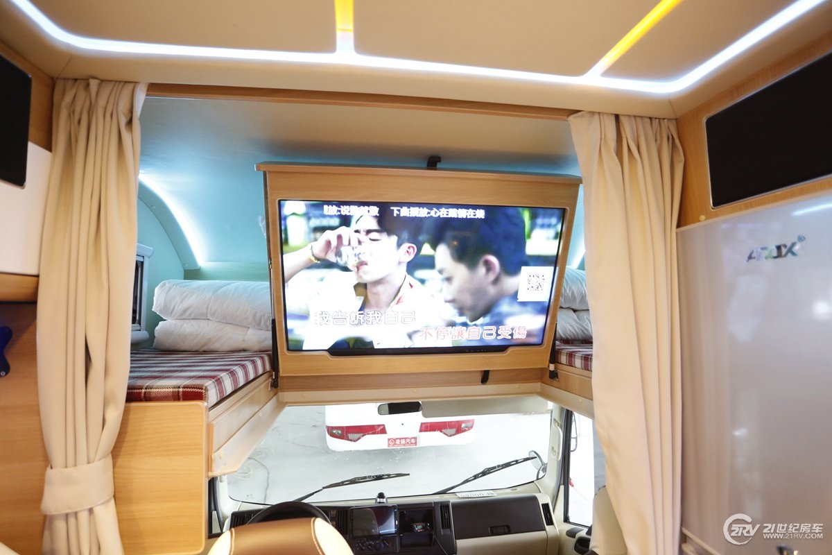 20万左右轻卡房车和c型房车,房车推荐15万到20万c型新能源房车