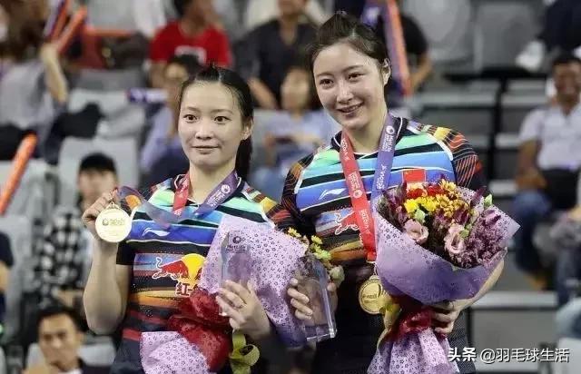 双打羽毛球实战最实用技巧,双打羽毛球思路和打法