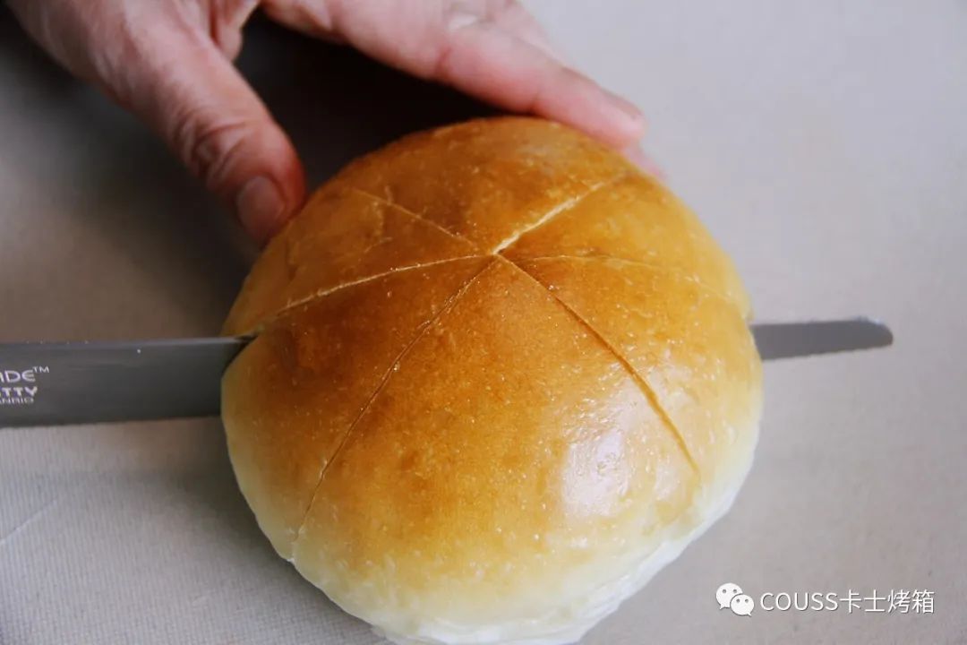 网红蒜香芝士面包,网红面包爆款芝士卷包