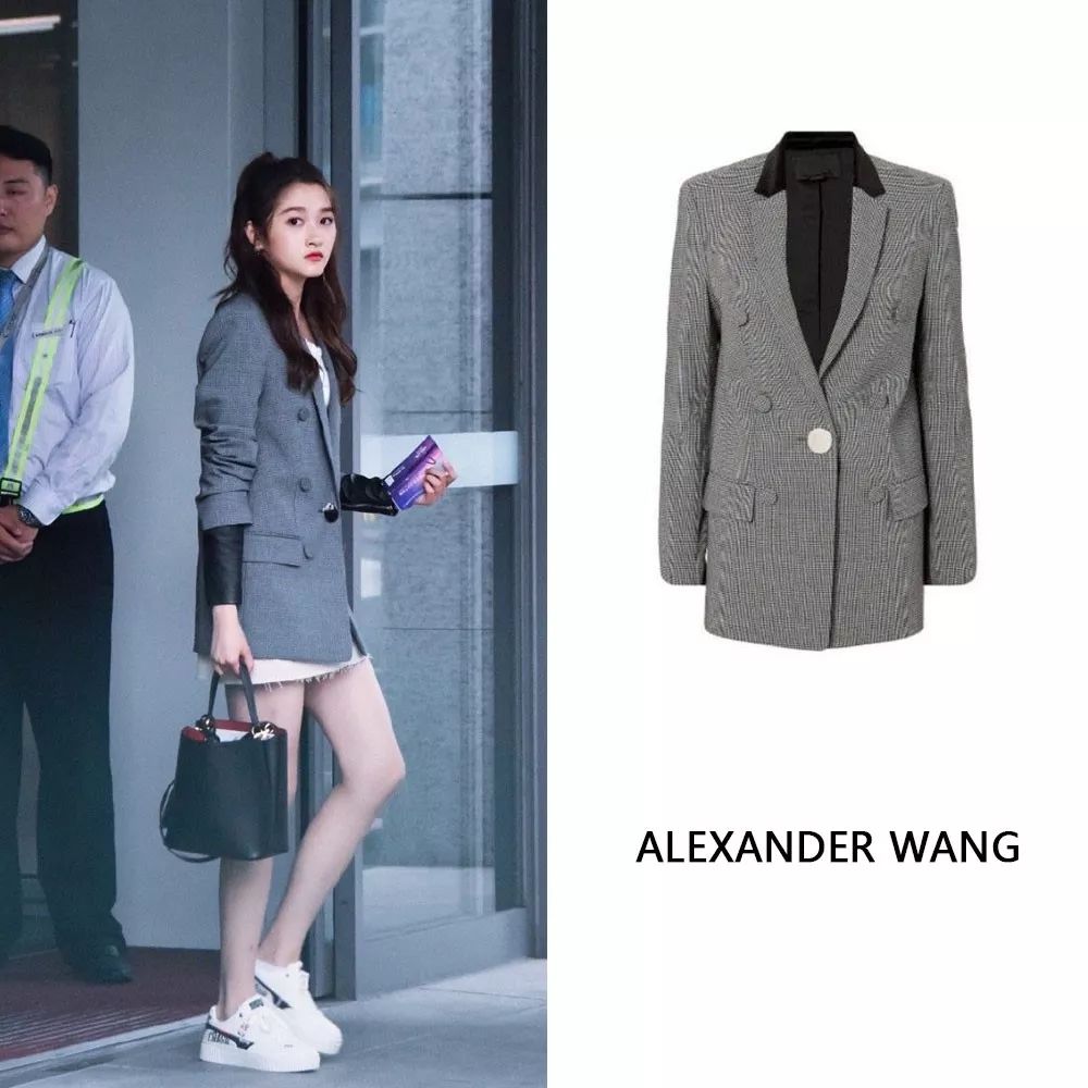 关晓彤最近私服穿搭,关晓彤机场变装