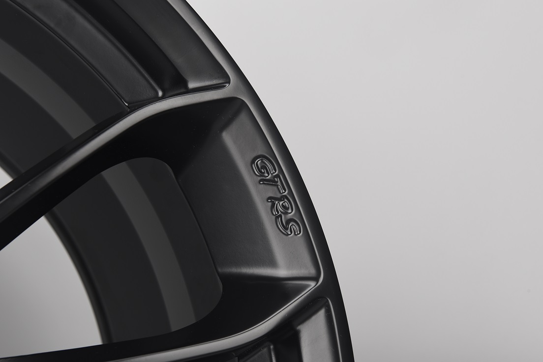 「产品发布」“极致工匠”O.CT发布保时捷718/911赛道版锻造轮毂